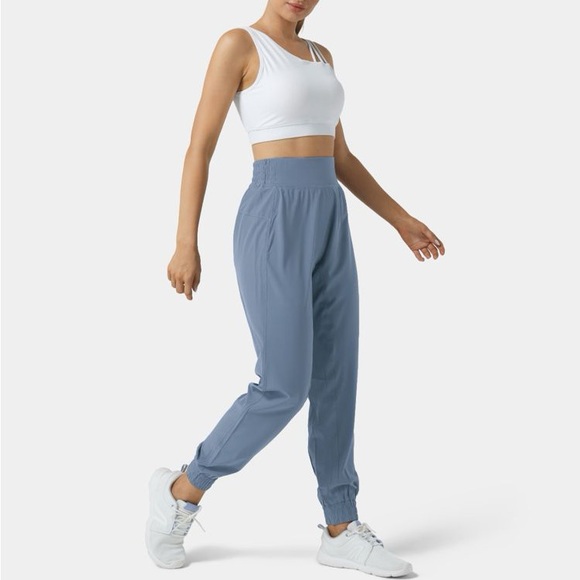 HALARA | High Waisted Elastic Waistband Casual Joggers - Picture 4 of 6